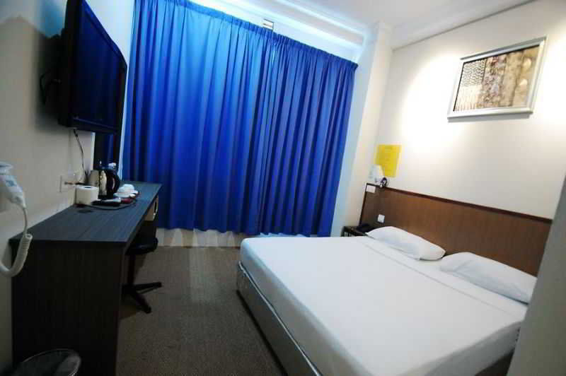 Madras Eminence Hotel สิงคโปร์ ภายนอก รูปภาพ