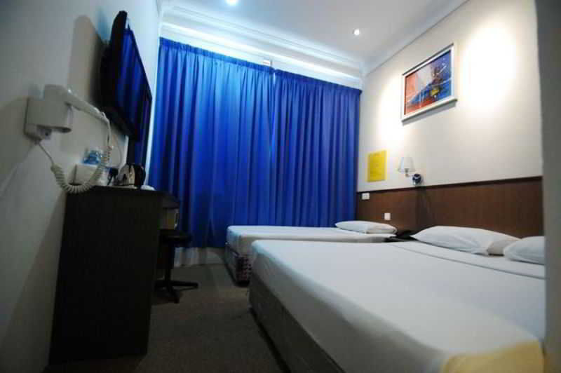Madras Eminence Hotel สิงคโปร์ ภายนอก รูปภาพ